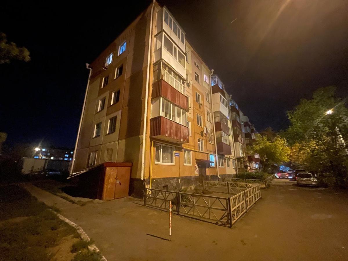 1-Комн. Квартира Целиком Интернациональная 32 С Гостиничным Сервисом Kızılyar Dış mekan fotoğraf